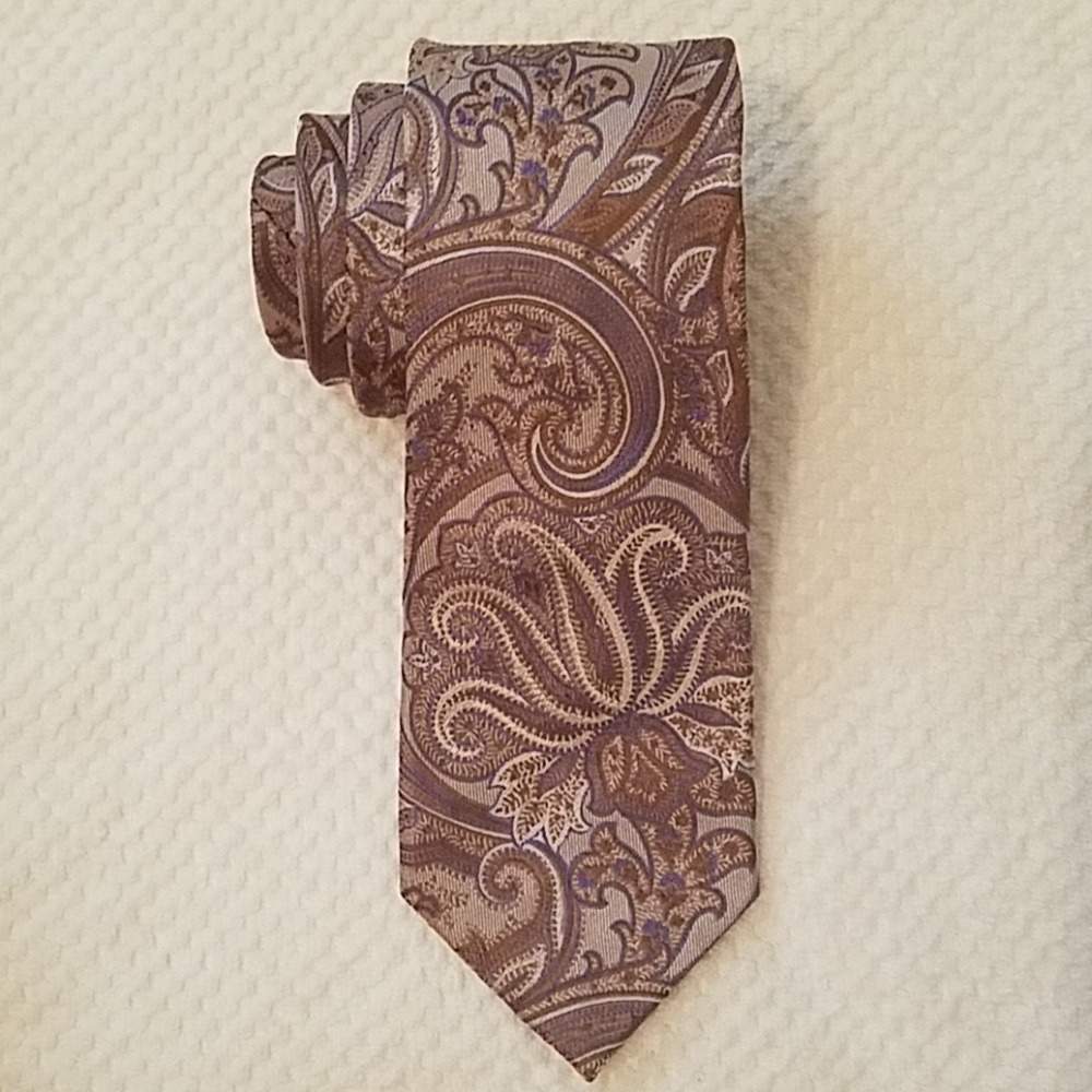 Chaps 100% Silk Tie. Brand NWOT.